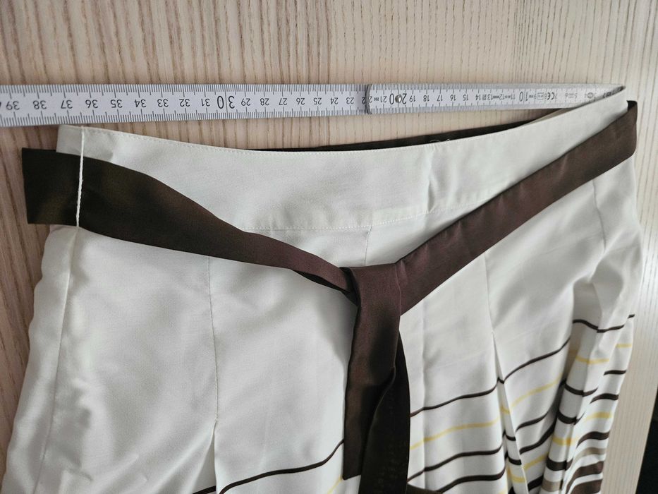 Spódnica jak nowa Rezerved M