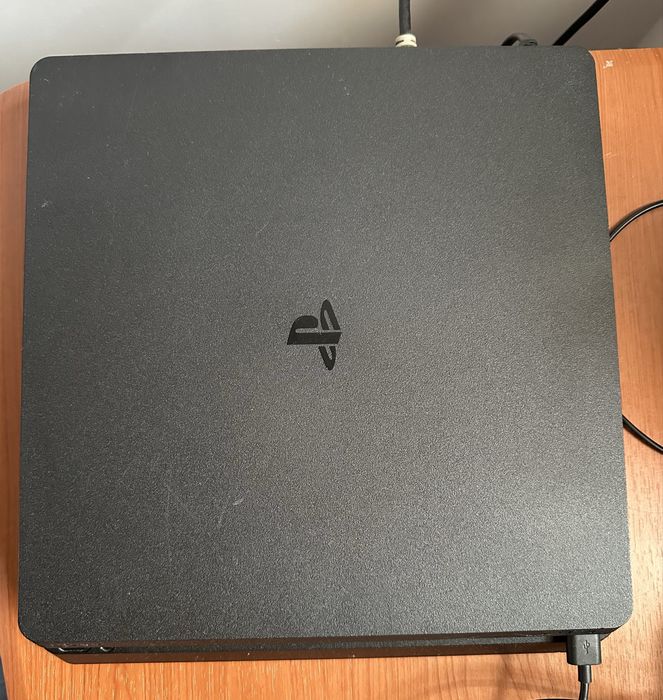 PS4 Completa 2 Comandos e God Of War