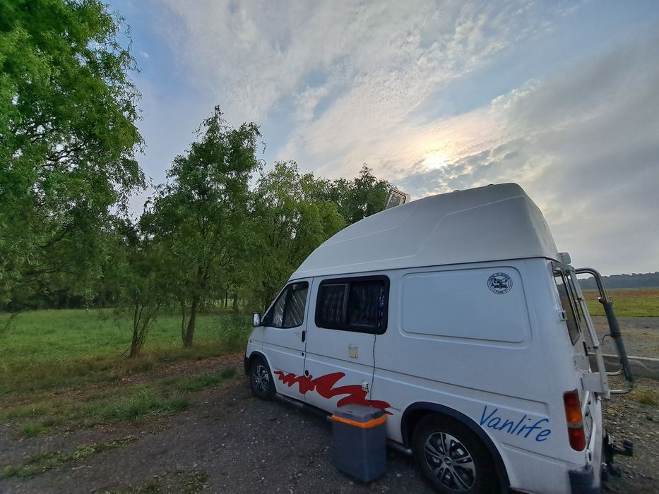 Kamperwan kamper ford Transit 1992 2.5 d. 4 osobowy  reimo