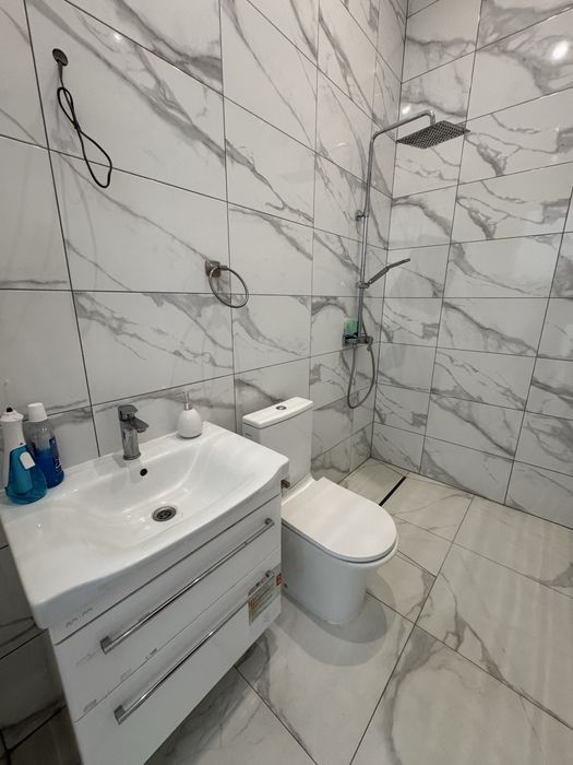 Продаж 5 кім. будинку 248 кв.м. Дачі Осокорки 6 км.