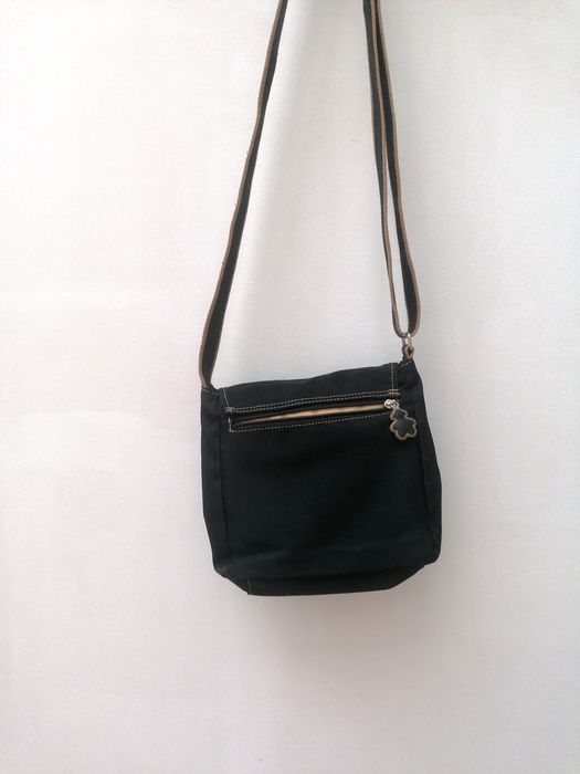 Bolsa Preta a Tiracolo