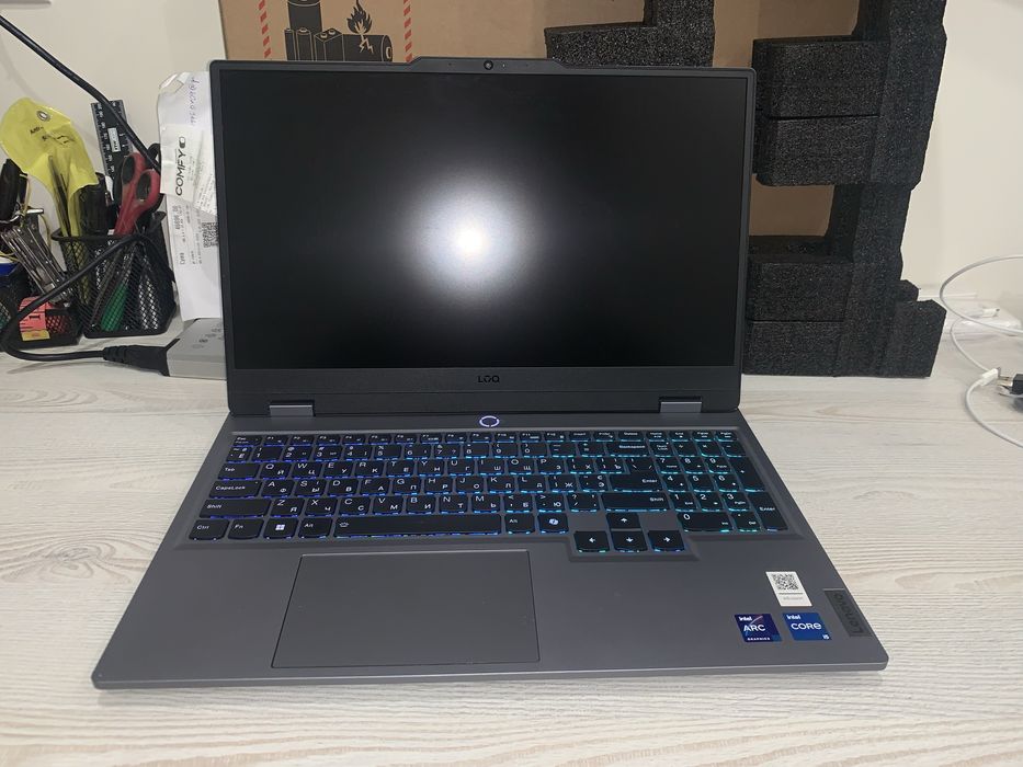 Ноутбук Lenovo LOQ 15IAX9I
