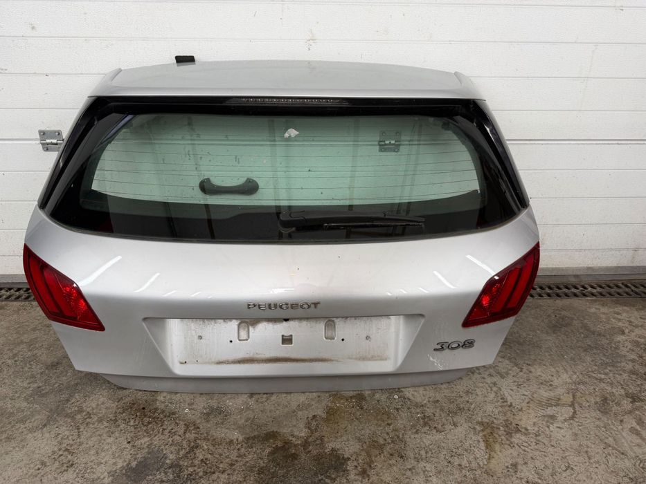 Klapa peugeot 308
