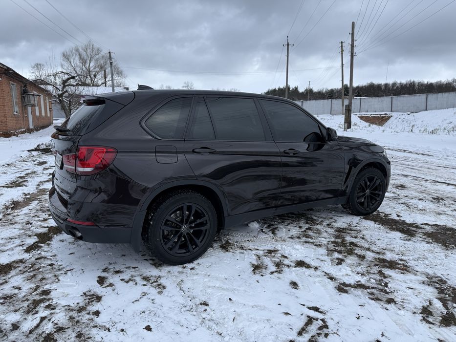 Продам чудовий автомобіль повністю обслужений