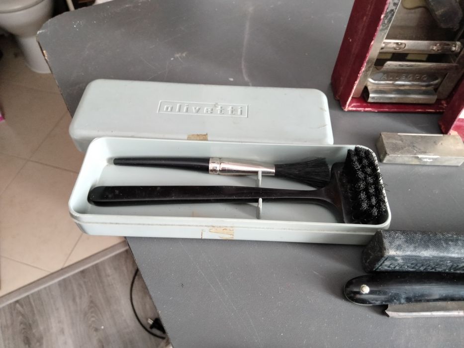 Antigo conjunto de acessórios de barbearia