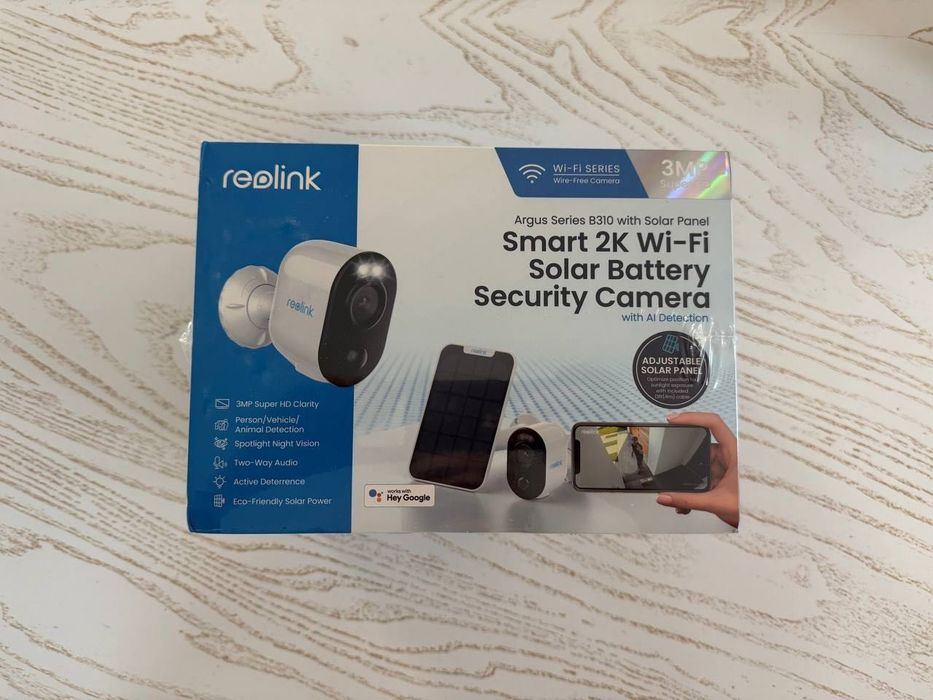 Reolink Argus B310 2K Wi-Fi камера із сонячною панеллю