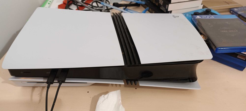 PlayStation 5 Pro 2TB + napęd zewn. + pady + gry + ubezpiecz.+PS plus