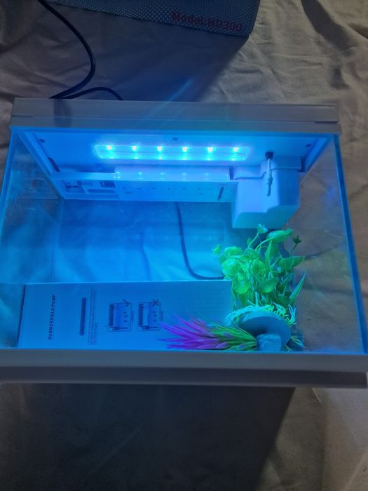 aquário de vidro HD Vehipa.