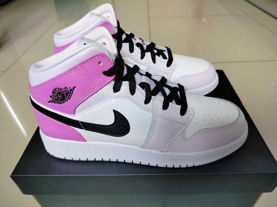 Air Jordan 1 Mid - Barely Grape r. 40