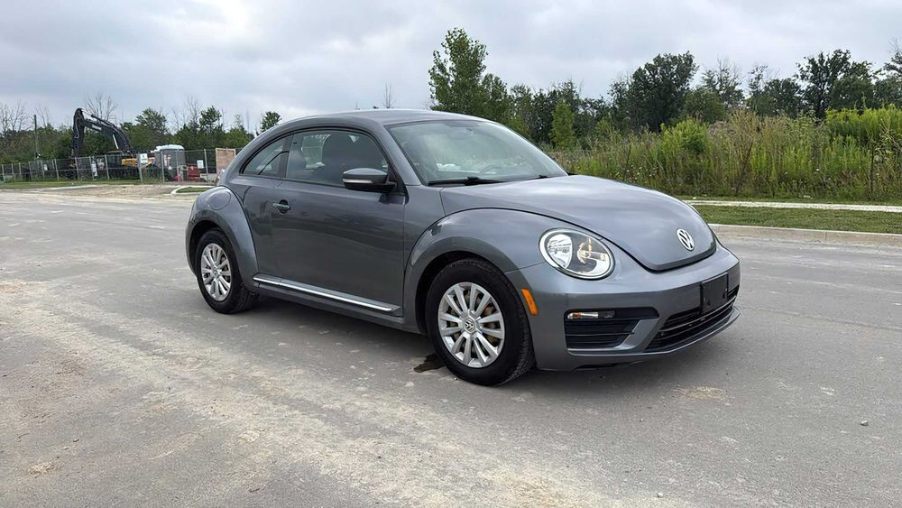 Volkswagen Beetle      2017