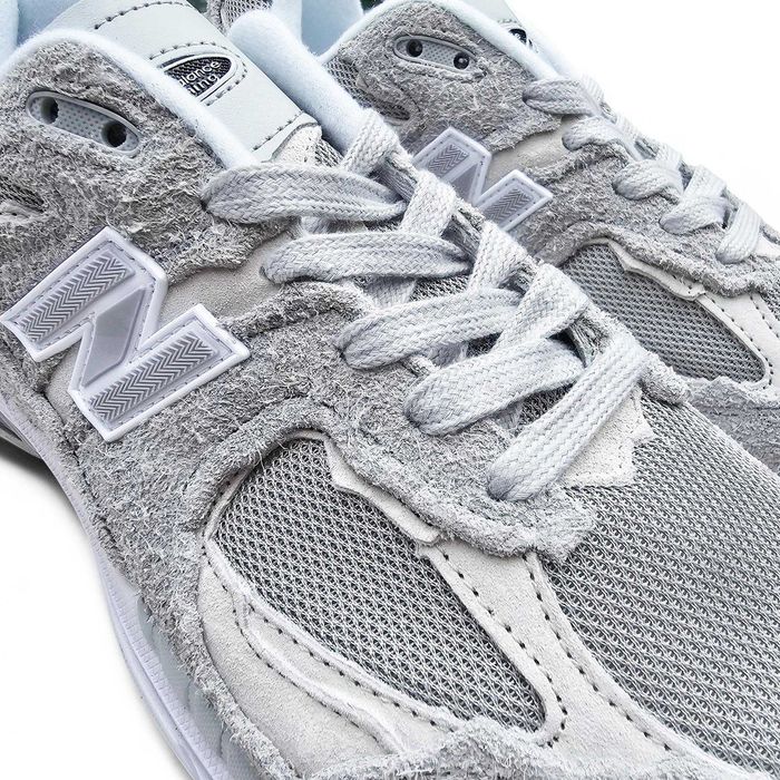 Чоловічі кросівки New Balance 2002r сірі