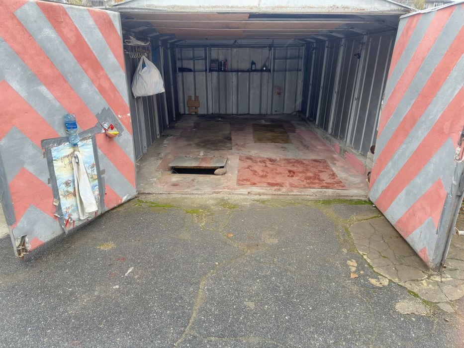 Сдам гараж по улице Сверстюка