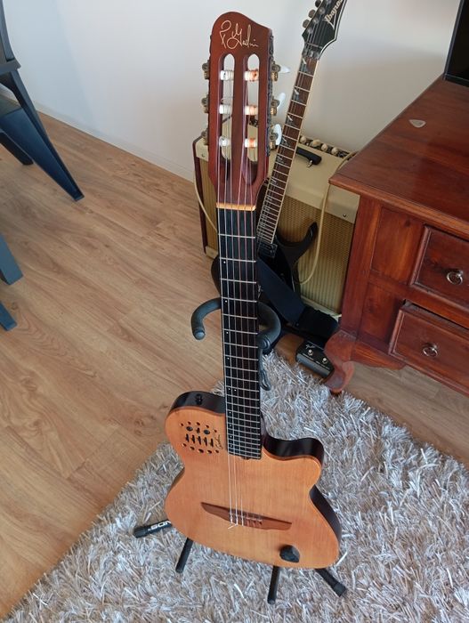 Guitarra Godin Multiac ACS SA - USA/Canadá