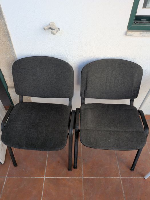 Cadeiras simples/ chairs