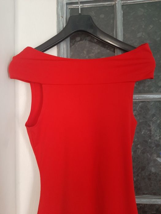 Платье/сукня красного цвета