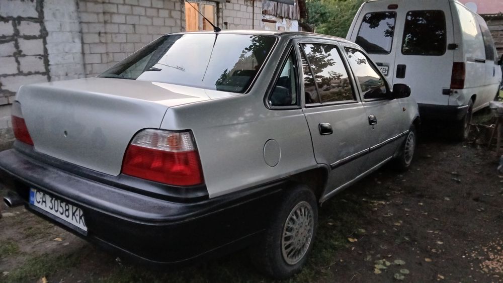 Продам део нексію 2007 року