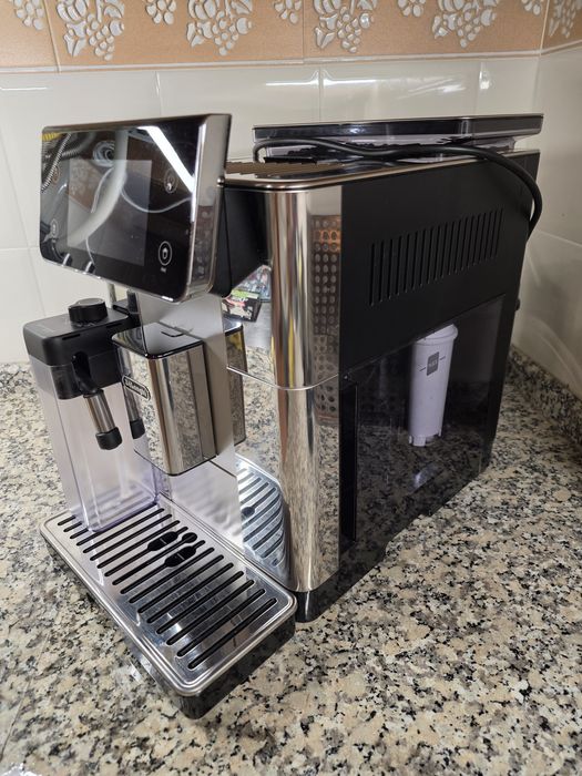 DeLonghi Primadonna Aromatic
