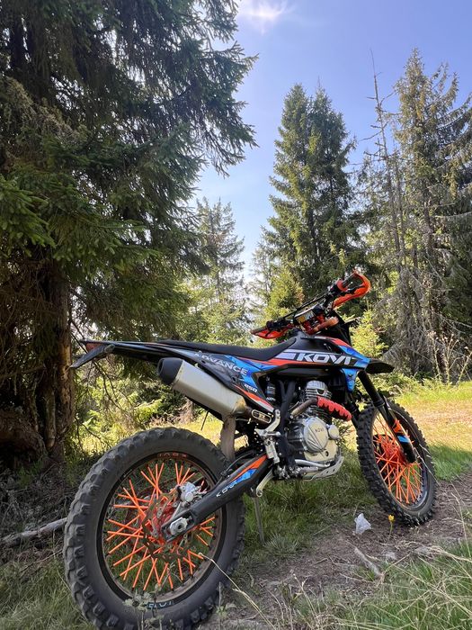 Kovi Advans 250.