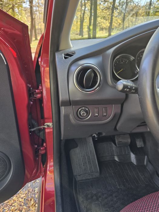 Продам Renault Sandero 2020 года