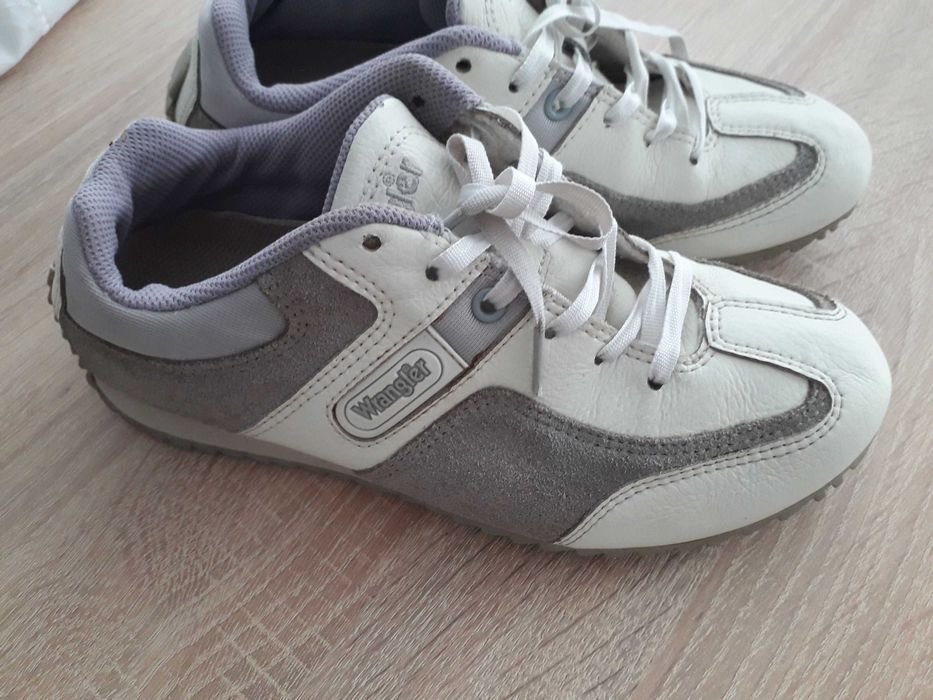 Buty sportowe Wrangler roz.36 (22cm)