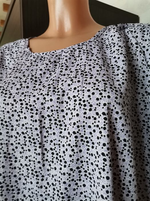 Bluzka koszulowa rozmiar 4/5xl.