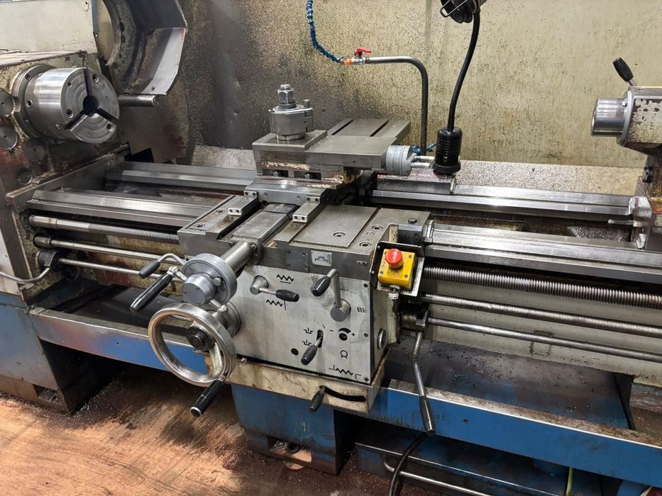 Tokarka TUR 560 Przelot 105mm 2002rok Export odczyt okular EXPORT