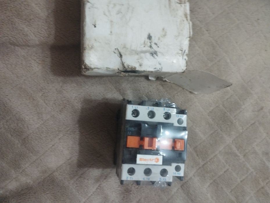 Магнітний пускач 32А ,25,12 ... Різні Марки .