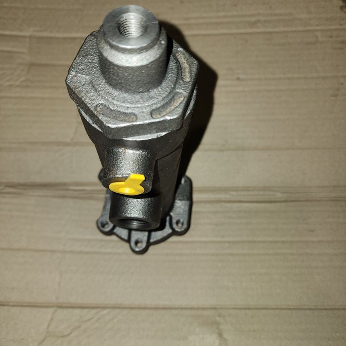 Главный тормозной цилиндр Урал 4320-3505015; 4320-3505010