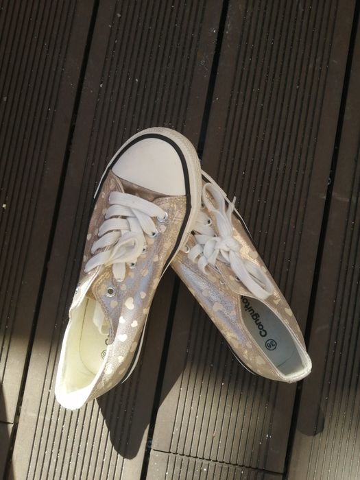 Sapatos mulher desportivos Conguitos dourados c/ corações 36,5