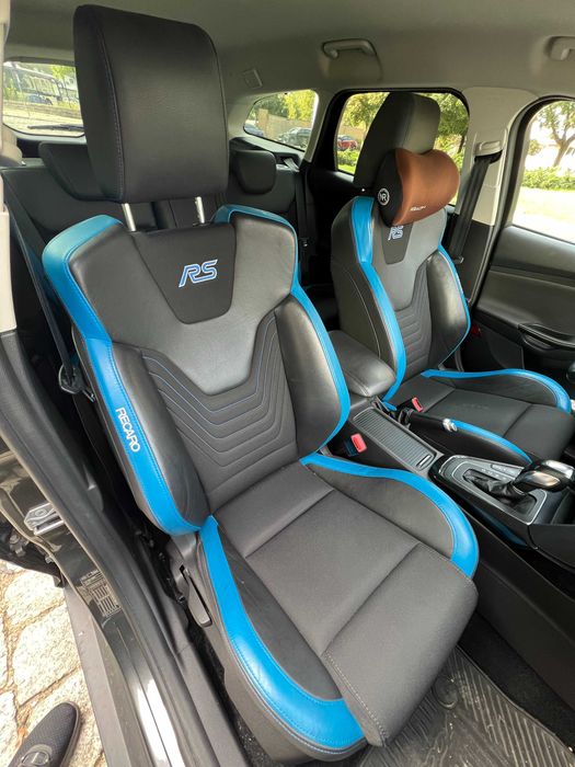 Komplet foteli kubełkowych RECARO + tylna kanapa – Ford Focus MK3 RS