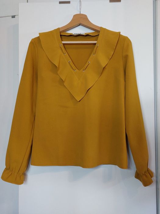 Musztardowa bluzka 36/S żółta bluzka koszula z falbanką 34 top t-shirt