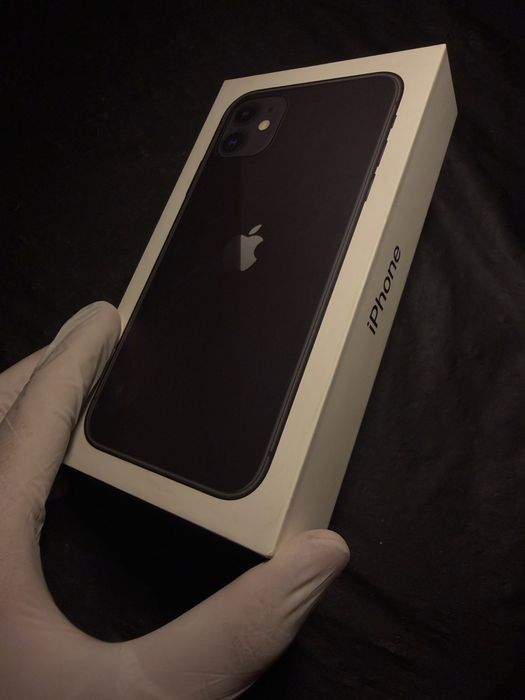 Apple iPhone 11 64 GB – Czarny | Dwa etui + nowa kostka ładowania