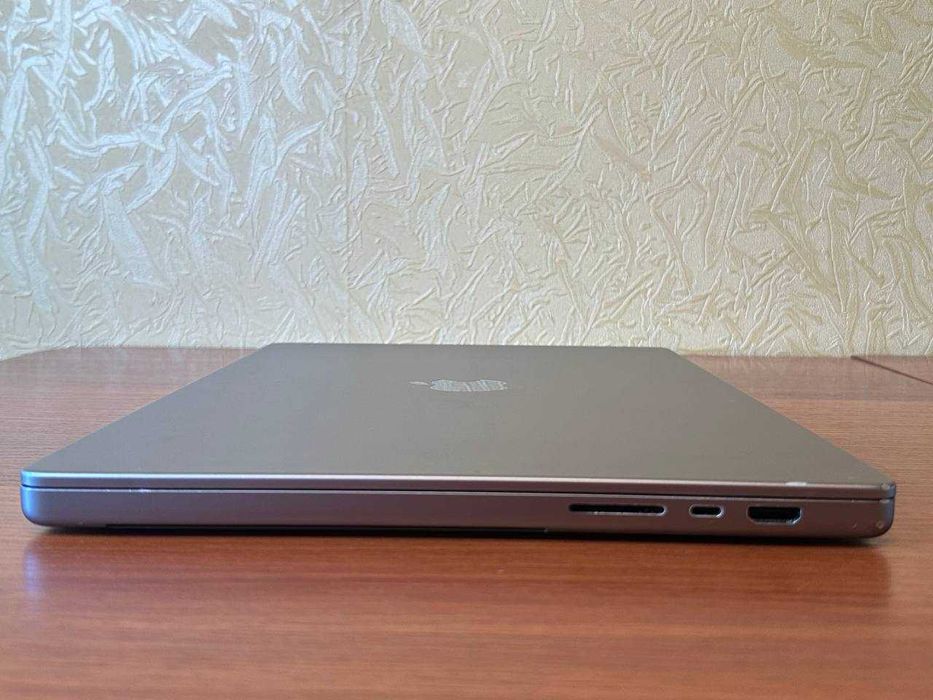 MacBook Pro 16 2021 16 512 m1 pro
