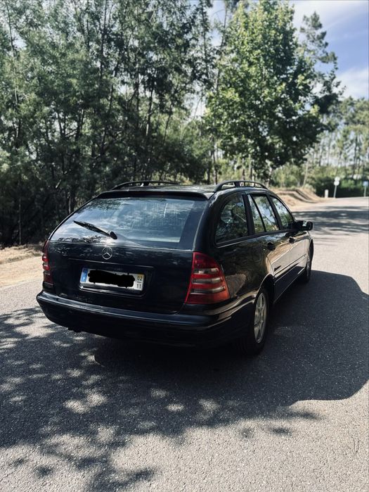 Carrinha Mercedes Benz C220 CDI