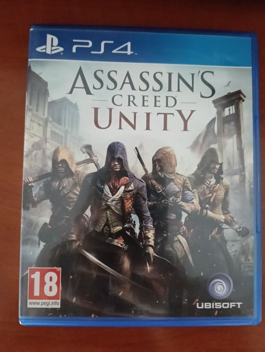 PS4 com 2 comandos e 6 jogos