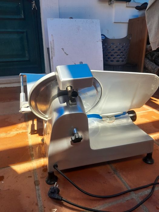 Fiambreira profissional