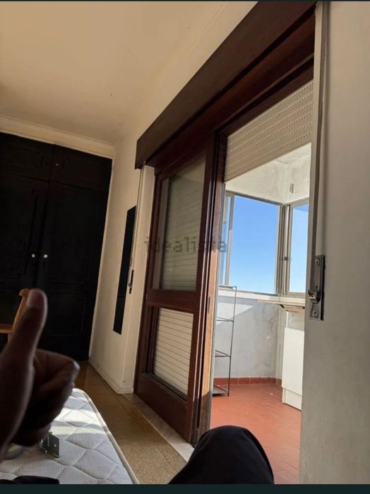 Quarto Casal C/Varanda ou Solteiro