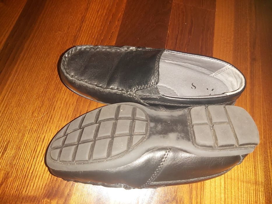 Eleganckie chłopięce buty rozmiar 29