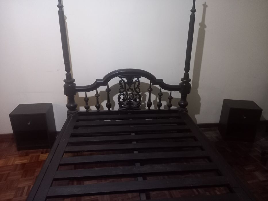 Cama casal madeira