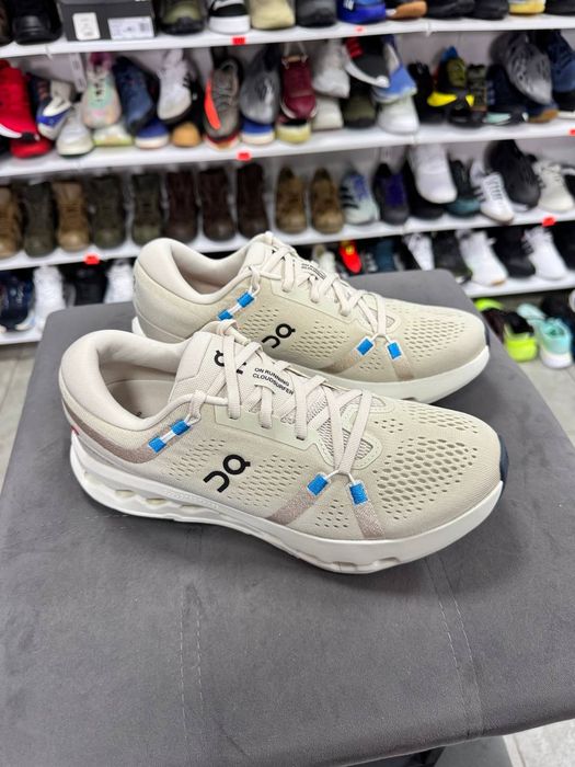 ОРИГІНАЛ 100% Кросівки On Running Cloudsurfer 2 Pearl Ivory Women Road Running Jogging Shoe 3WF10102143 42.5