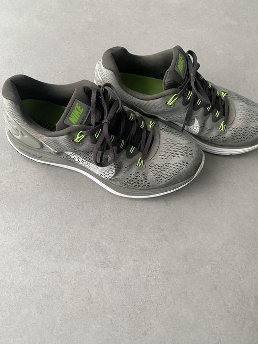 Buty sportowe męskie  Nike rozm. 44