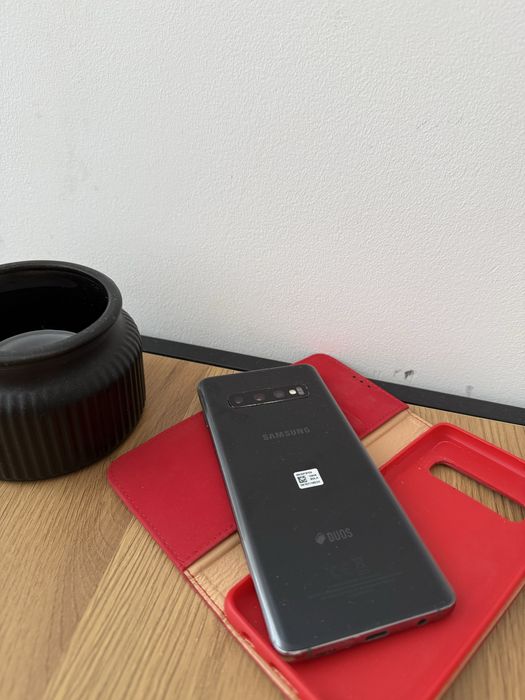 Samsung Galaxy S10 (SM-G973F/DS)
