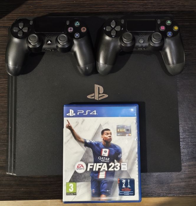 Продам пс4 про с 2 джойстиками + фифа 23