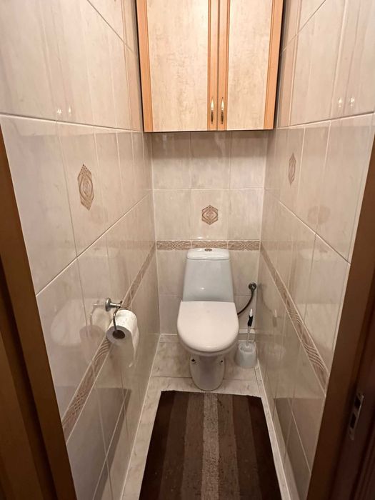 |  Продаж 4-кімнатної доглянутої та укомплектованої квартири