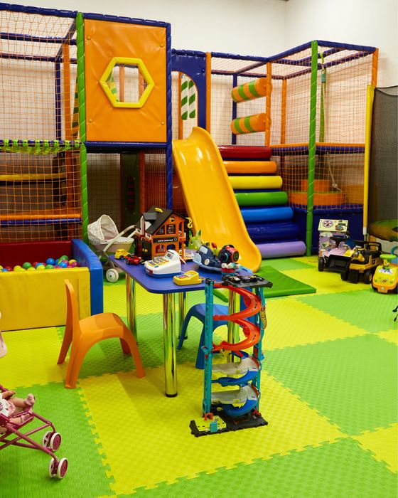 Продам лабіринт.