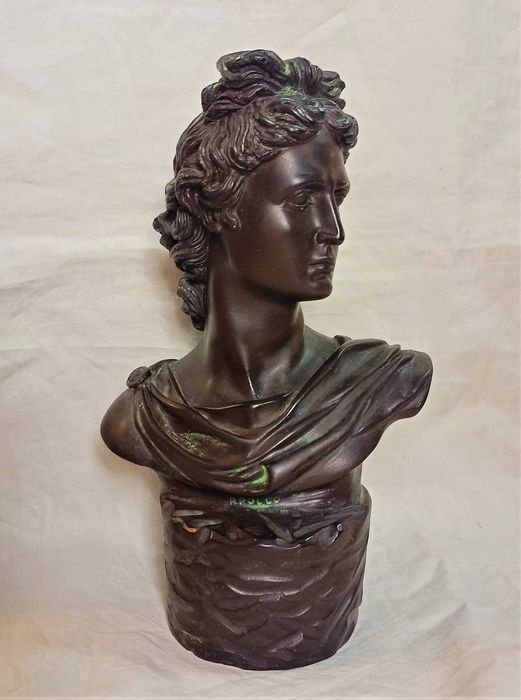 Busto de  Apollo