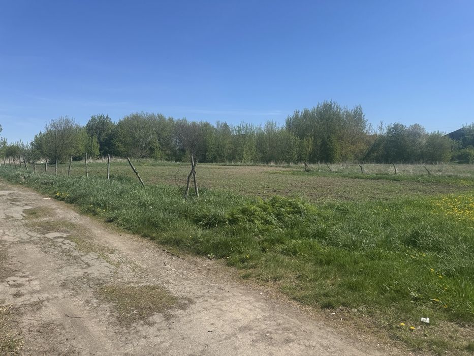 Продам 23 сот. Давидківці з видом на озеро