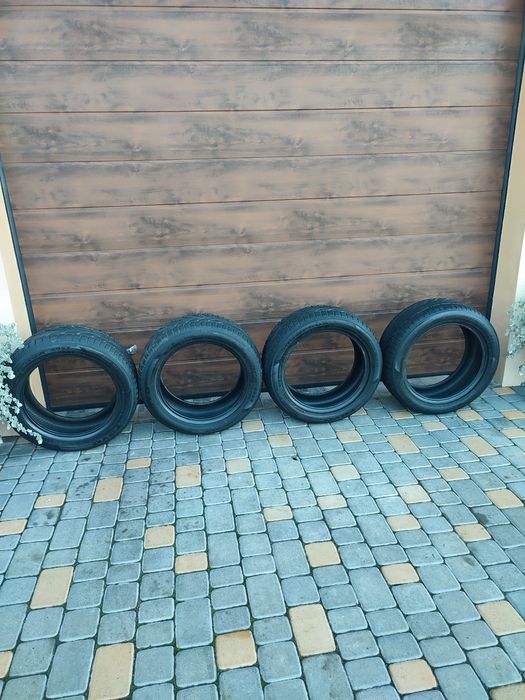 Продам 225/50/17 зима