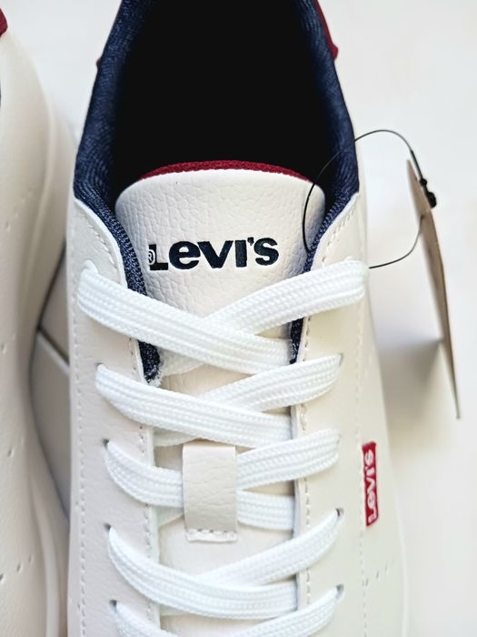 Sapatilhas Levi's Novas