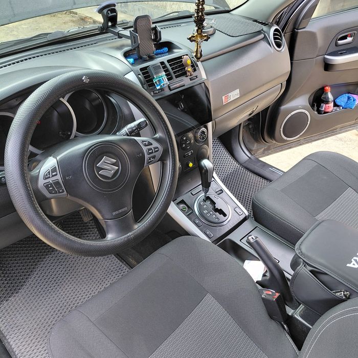 Suzuki Grand vitara  Автомат